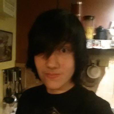 absolutley love youtube trying to get a succesful channel, and I absolutely love my girlfriend