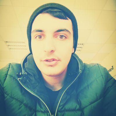 BeluliLandiking's profile picture. hay