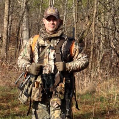 Proud Father of two who loves his family. Outdoorsmen, and avid hunter all my life, especially bowhunting!