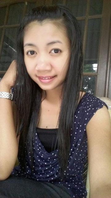 SimpLe girLs... :)