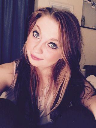 KatieeC_x's profile picture. Life is what you make it.