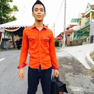 Bila senang jangan lupa orang sekeliling , ingat dulu pon kita penah susah , jadi beringat lah okey tuhan mase ade...