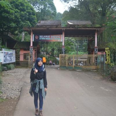 Path/ig; adzani rahayu pramesti/adzanirpra