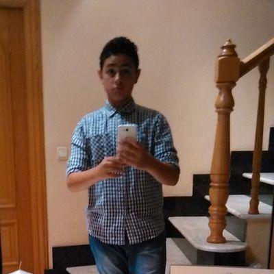 Andres
Sonseca
Los mejores amigos.
Thiaho Alcantara.
Fútbol como forma de vida
Jugador del C.D.Sonseca con el 10 a la espalda
Barcelona el mejor