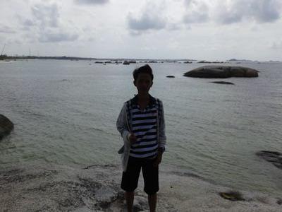 Reza ariprayoga|| Ketua PMVTB (Persaudaraan Muda Mudi Vihara tatagatha Buddha )|| PIN:51B4C1E2|| School Smk Yaperbel 2Tgpandan XPj1|| MUSIC