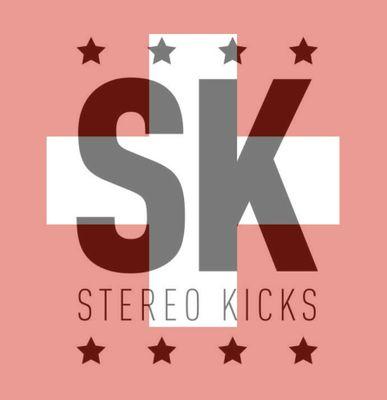 The Official Swiss Fanpage for Stereo Kicks! From 8 strangers to 8 brothers! #SwissSKArmy The Queen Julie Jones followed 02/06/15 ♡ Access to: 6/8 + Band ♡