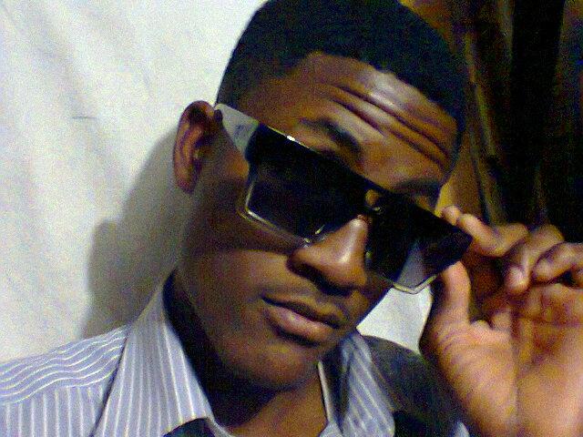 SlowBantuan's profile picture. Iam a genius and I apply my knowledge