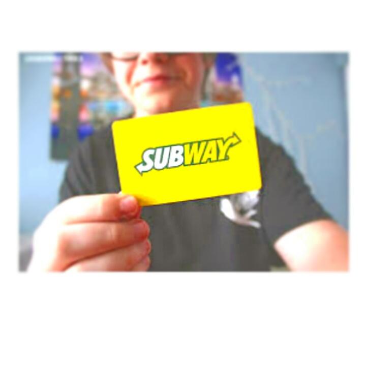I help everyone gain. Want a Shoutout follow me and favorite my last post.