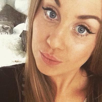 EleanorSB's profile picture. Instagram : eleanorsb