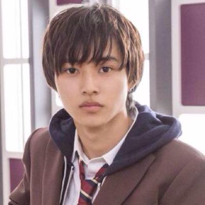 1994年9月7日生まれ現在21歳の人気俳優山﨑賢人の画像を載せていくbotです。山﨑賢人 オフィシャルブログ「MESSAGE」