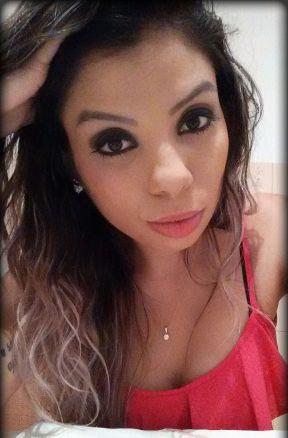 leticiaxavierpr's profile picture. Teu sorriso é td que eu preciso é minha inspiração,alegra minha vida nasce uma canção é mais q um sonho é muito mais que uma atração..