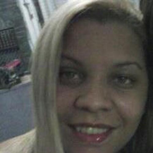 Se um dia eu pudesse ver meu passado inteiro e fizesse parar de chover nos primeiros erros sol o meu corpo virasse sol minha mente virasse sol mas so chove  ...