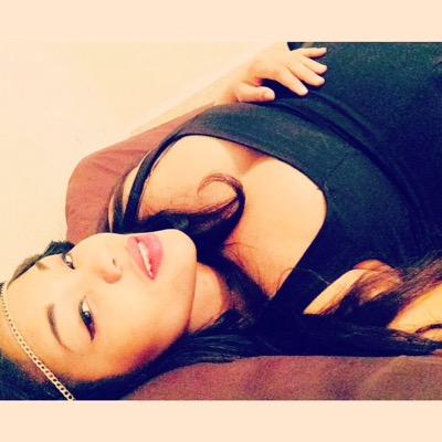 Bully_this's profile picture. Keep it short and simple. Go follow me on Insta @beautifulthickems