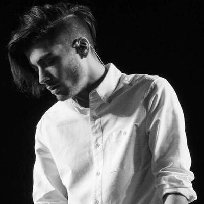 please follow @pxnkhoran182 she follows back!