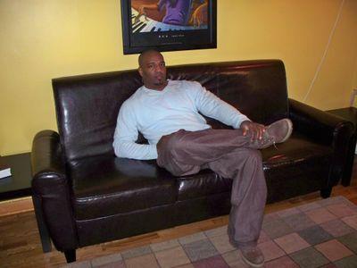 karifjarmon's profile picture. 