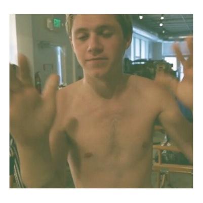 FOLLOW @niallhcuddle X