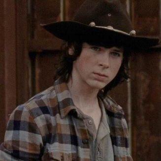 Tonight is The Walking Dead,, my other account ( @NomanTwd )