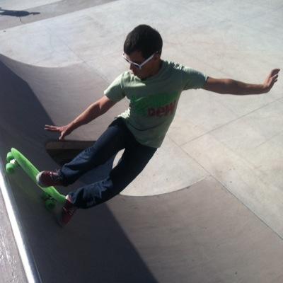 JW. freerunning, skateboarding, snowboarding and swimming. Acoustic guitar is my thing. Have good friends. Having a great life! reg. pioneer. IG -- cody_alexis