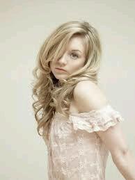Demi_Luna_1's profile picture. Luna Castellan. Daughter of.hermes. I tend to be overly hyper, and a little too happy.