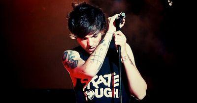 #BangladeshNeedsOTRAT   Love @OneDirection a lot lot, 
Dreaming of the day when I'm gonna watch their live gig..
