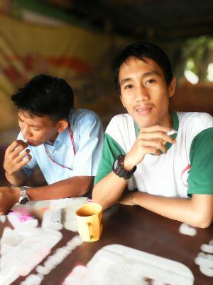 Udah tidak bikin tweet2 aneh lagi ini akun