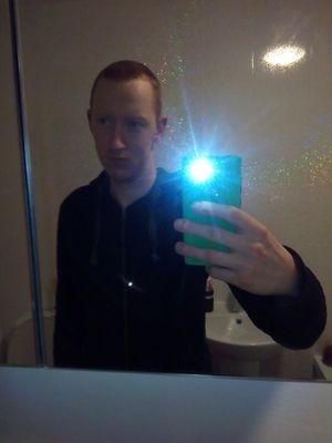Heyyy fellow tweeters, Ill follow you and you follow me . Ill follow back 100%