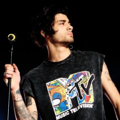 follow @xtommoxstylesx or I unfollow, sorry  I have goals