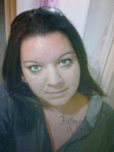 8eloveslutnd's profile picture. Pounding something sounds way cooler than Hashtaging it...