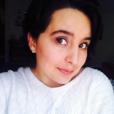 bellathemusical's profile picture. short, awkward and a little bit crazy