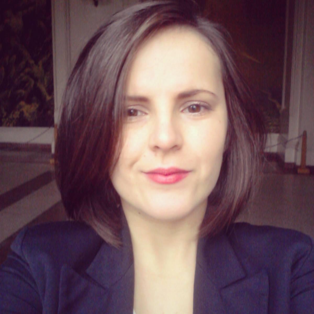 Full-stack Marketing Manager. Happiest when helping entrepreneurs figure out their #voice, #brand, #marketingstrategy and #marketingoperations.