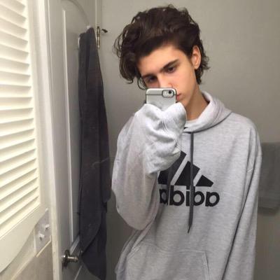 who makes a fan acc for a viner