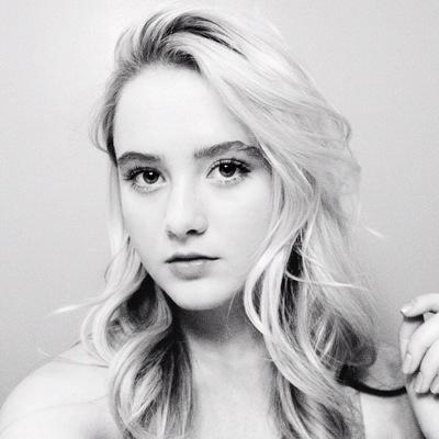 The daughter of Cruella DeVil. But, I'm unloved. My mother left me when I was only a child, and I've come to StoryBrooke to find her. [RP•OC•Single•OUAT]