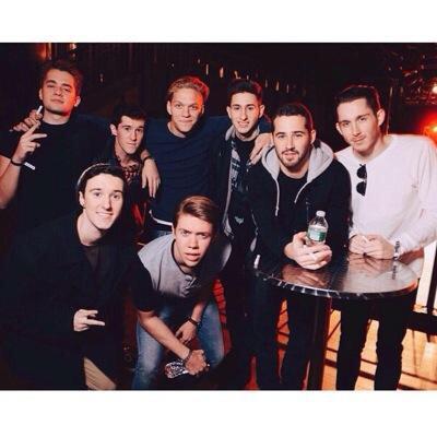 in love with a group of guys on the internet
#fuckyochannel