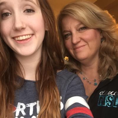 KnechtKelly's profile picture. declan is better than gabi