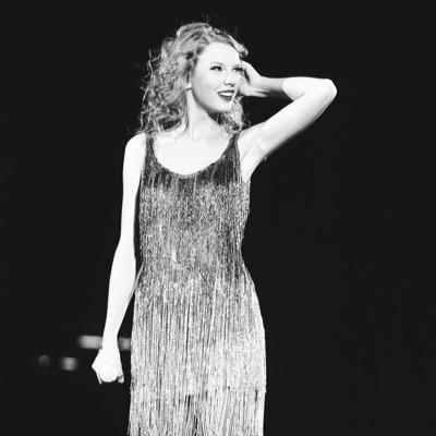 I'm Damaris and Taylor Swift slays my life// she follows on tumblr and liked some posts