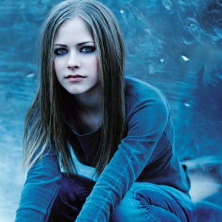 Avril Lavigne as paradise