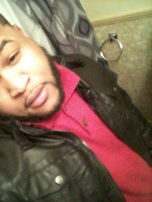 My name is YoungMilla AVLG ima musician,rapper,singer and song writer #22Nation we in there