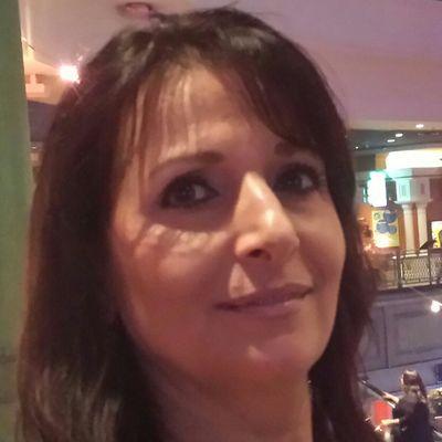 9ee8bf323df74ae's profile picture. 