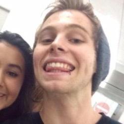 hii love this is a free follow, pls follow @suppluke