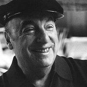 Ricardo E.N. Reyes Basoalto. 12/07/1904-23/09/1973 Poeta-Escritor-Diplomático. Nobel literatura 1971, Vanguardista&Postmodernista [HildaCruz y GaboSogbi]