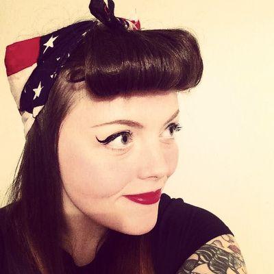 hollzbear's profile picture. 