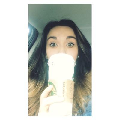 vickynga25's profile picture. 