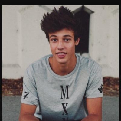 camdallasfav's profile picture. follow and fav if u think cam is bae