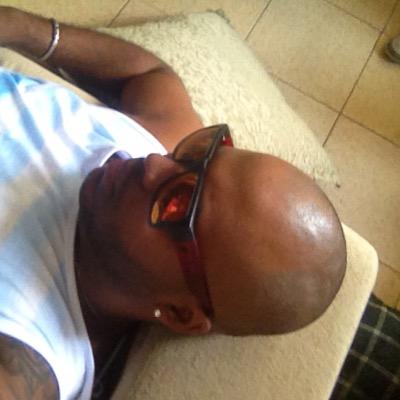 JotaBlackLabel's profile picture. 