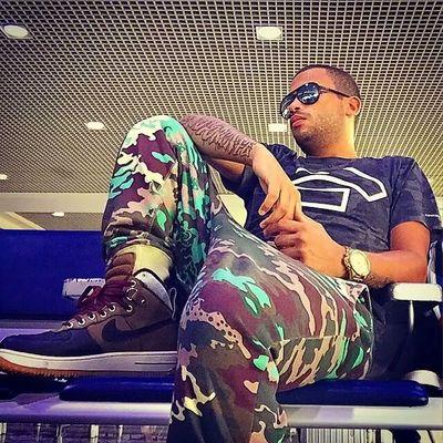 ॐ sou uma garota apaixonada pelo PROJOTA ॐe esse twitter é dedicado a ele.