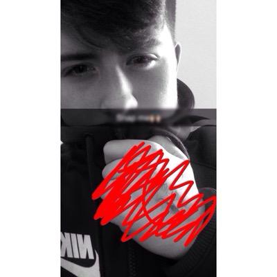 excitables's profile picture. 生活 turn on notifications & retweets off 控球