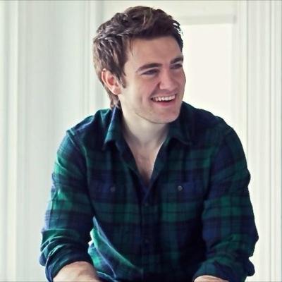 This is an Emmet Cahill Fanpage. I love all of his music. ALL FANS FOLLOW HERE