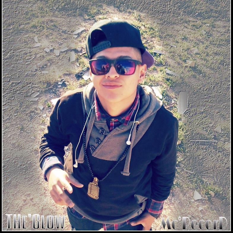 '' El ResPlanDor ''   
♪. El Del VocaBlo LiriCal ♫
SiGanme & escuCHen nuesTra mUsica ;) DeSDe Del EsTuDio
''MR-IBE'' DALE LIKE A NUESTRAPAGINA EN FACEBOOK (: