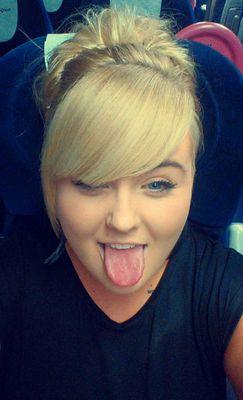 I love tattoos, peircings and nicki mninaj :-) follow me and i'll follow back :-)