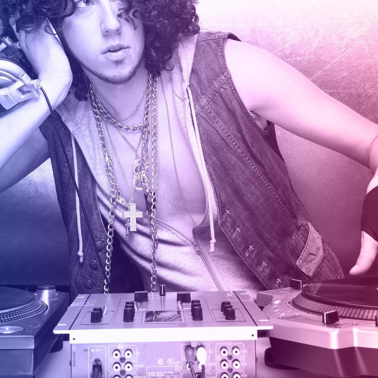 IronStallionEnt's profile picture. Live, Laugh, Smile! =]